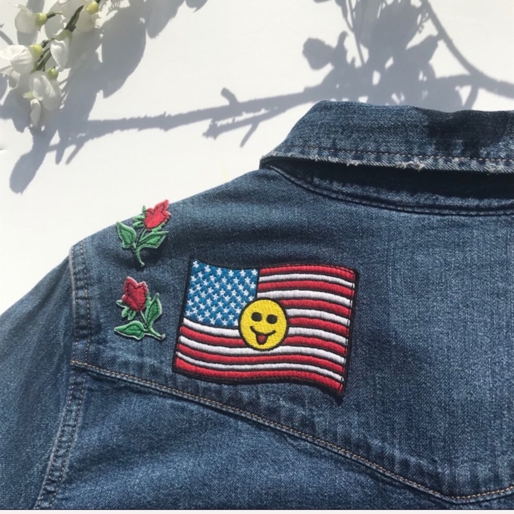 Levi’s Denim Button-Down - image 6